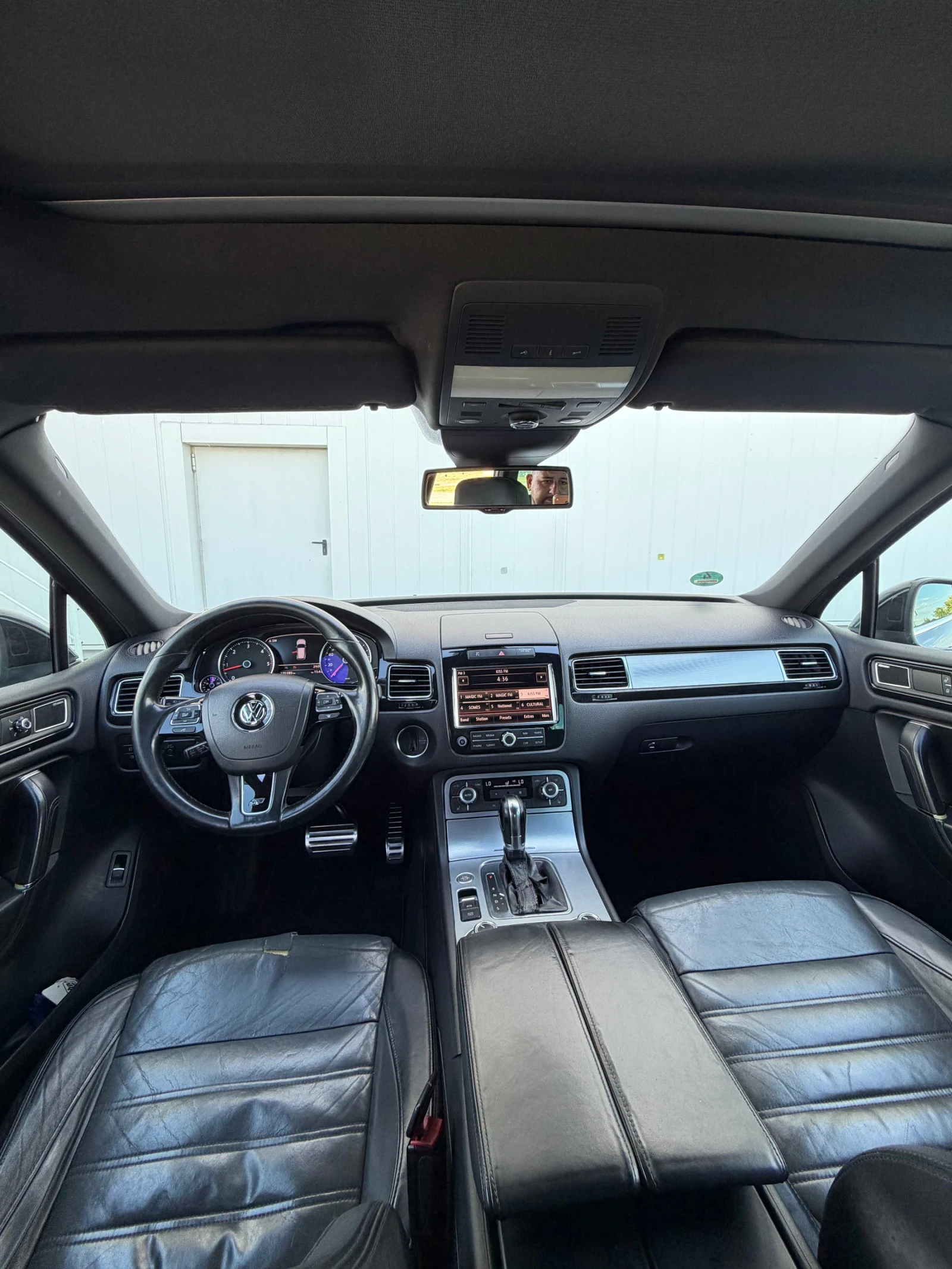 VW Touareg * 4.2* TDI* R-Line* Pano* Dynaudio*  | Mobile.bg � ����������� 7