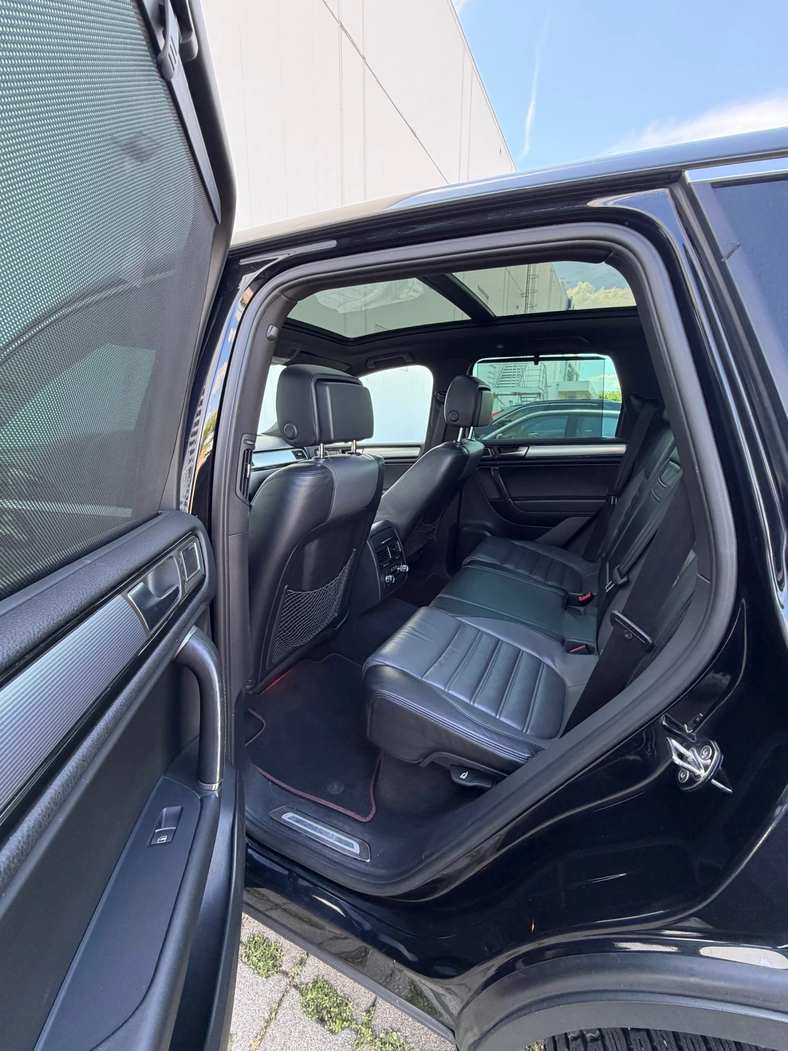 VW Touareg * 4.2* TDI* R-Line* Pano* Dynaudio*  | Mobile.bg � ����������� 15