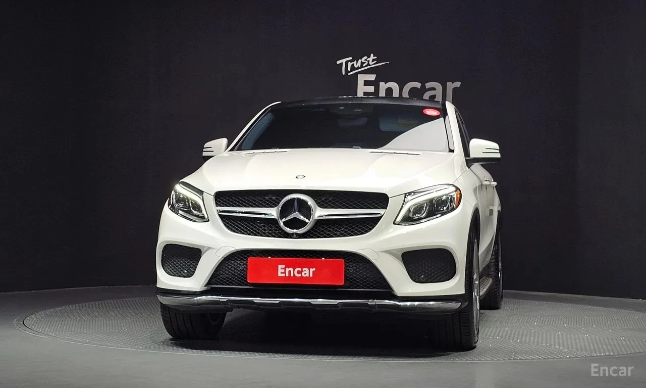 Mercedes-Benz GLE * GLE350 d 4MATIC Coupe * БЕЗ ПЪРВОНАЧАЛНА ВНОСКА, снимка 3 - Автомобили и джипове - 56021687