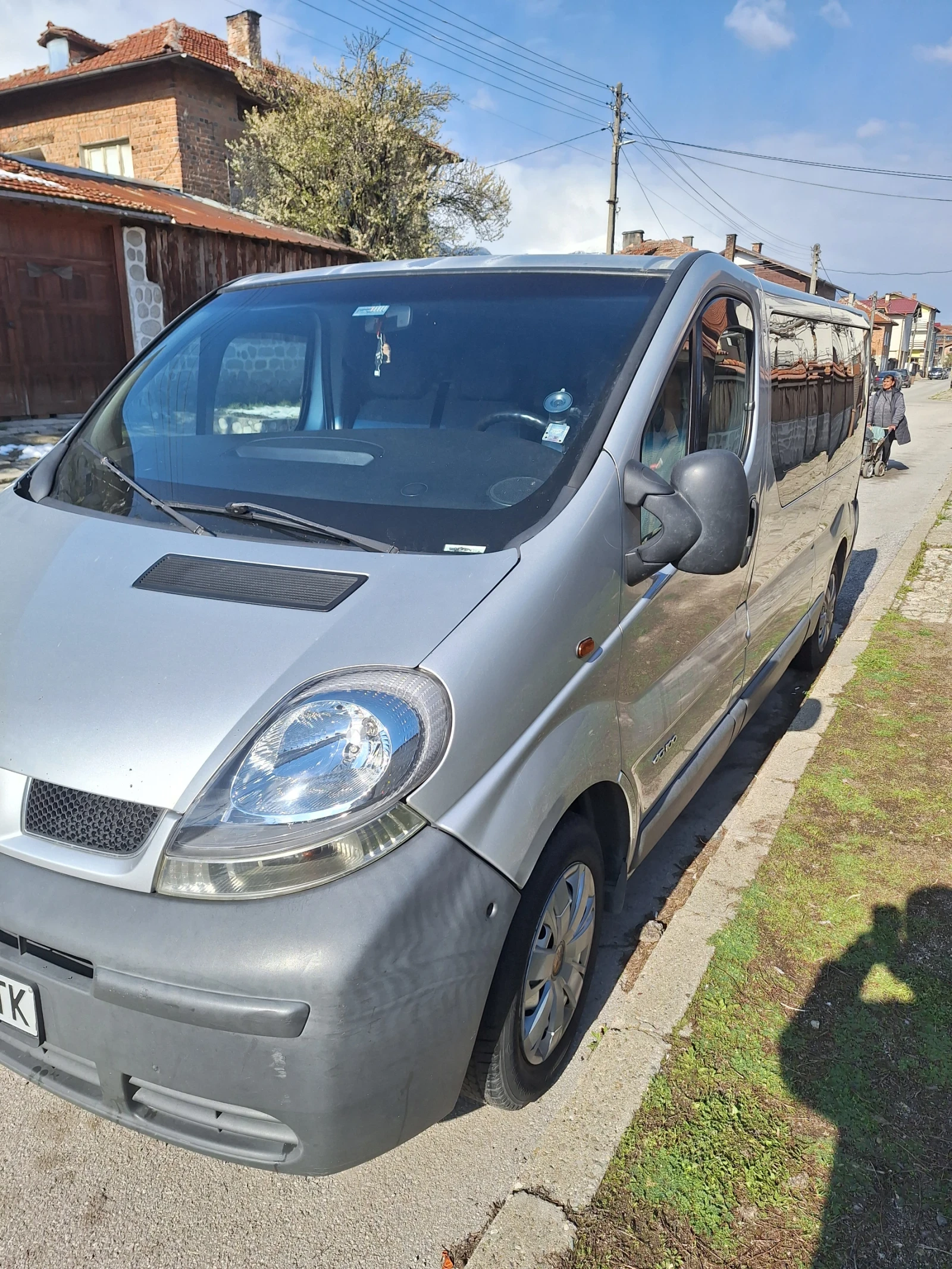 Renault Trafic Дълга база - изображение 3