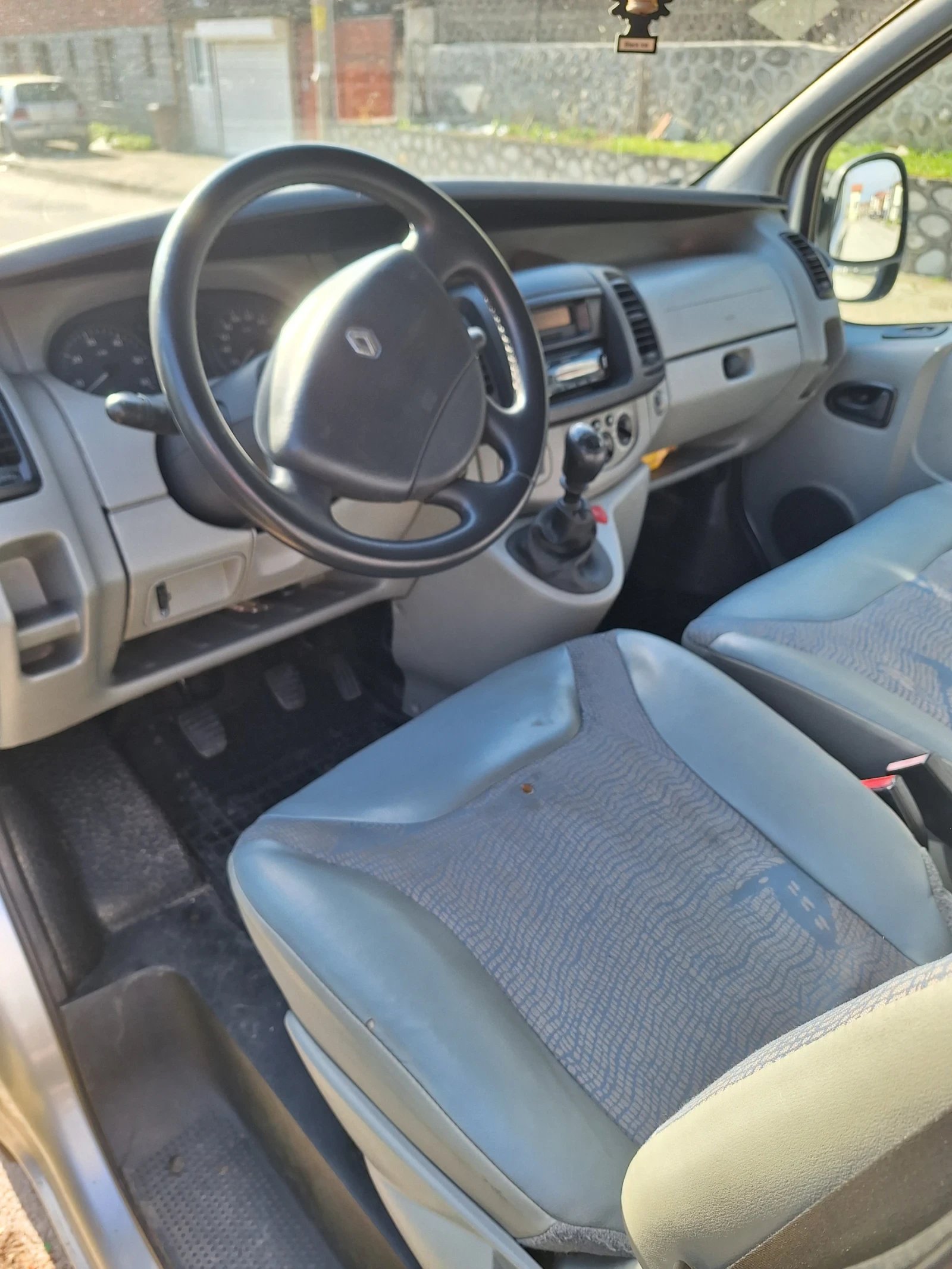 Renault Trafic Дълга база - изображение 10