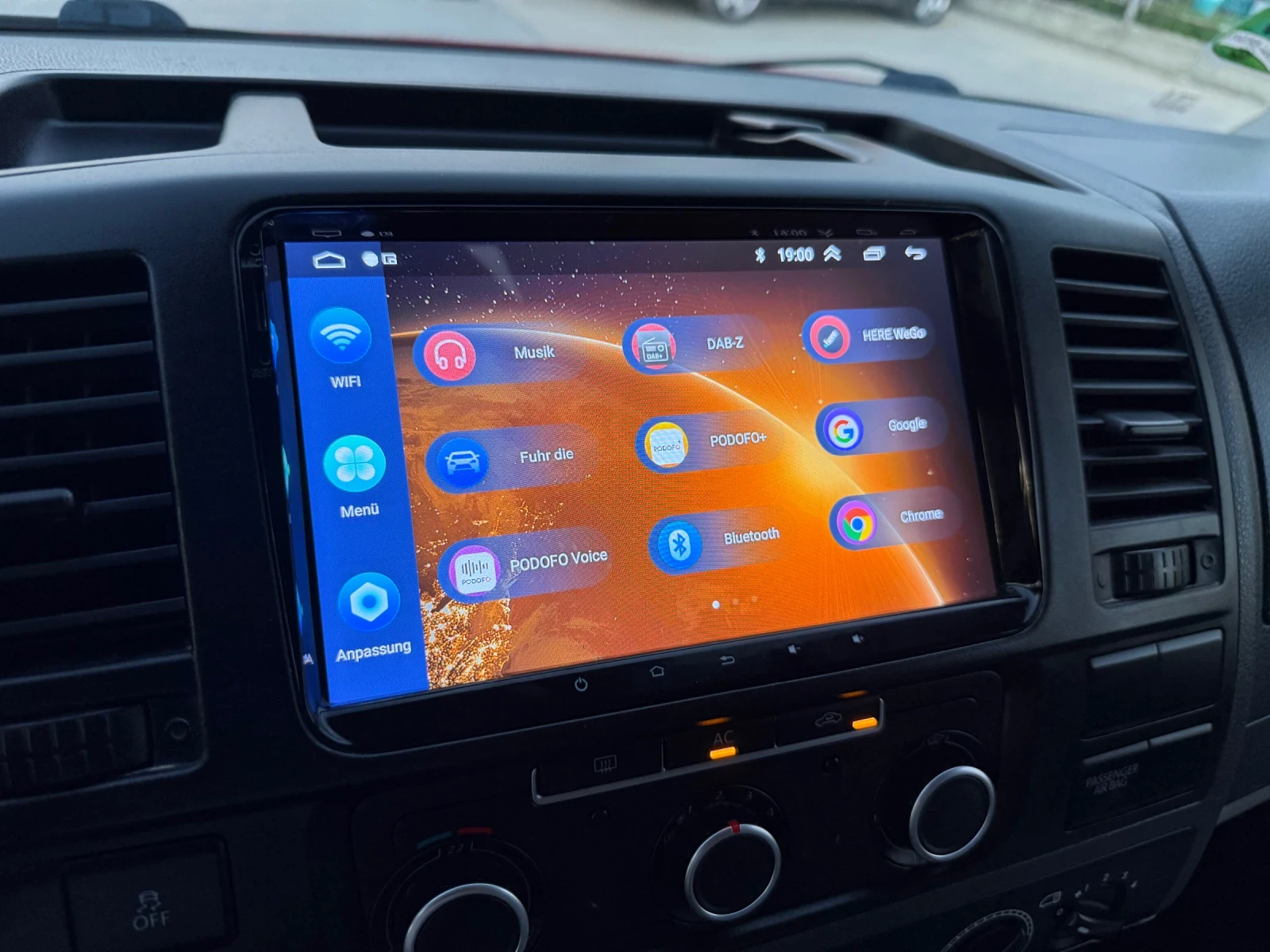 VW Transporter 2.0TDI LONG 8+ 1  | Mobile.bg   16