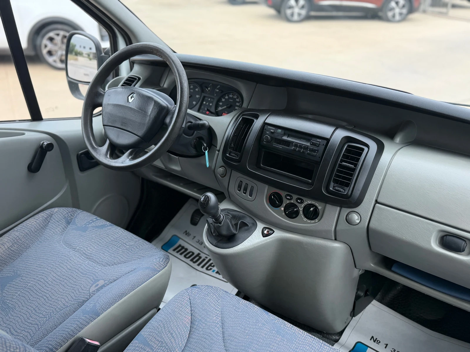 Renault Trafic 1.9DCI 9 места* Климатик* , снимка 8 - Бусове и автобуси - 56274118