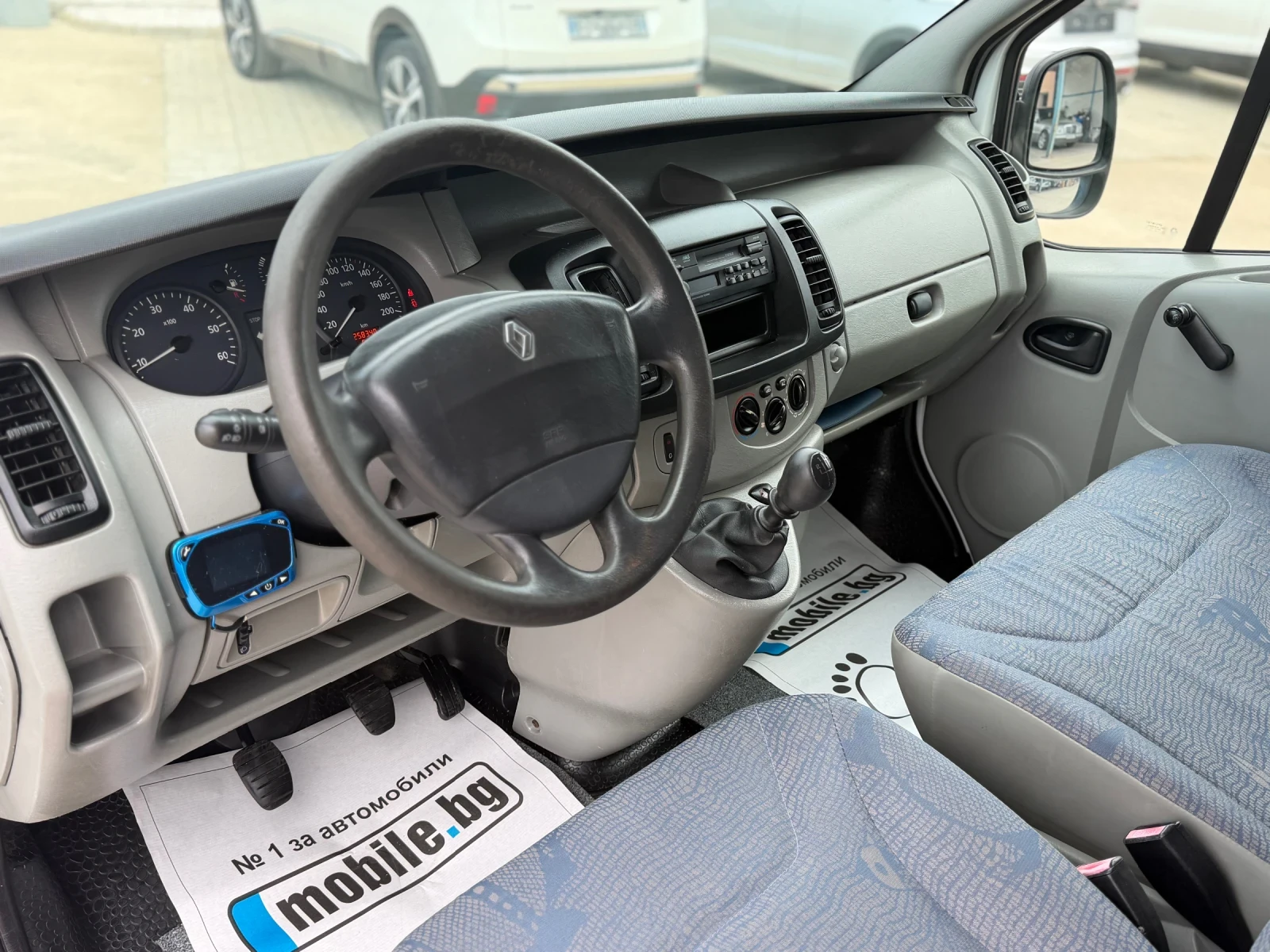 Renault Trafic 1.9DCI 9 места* Климатик* , снимка 5 - Бусове и автобуси - 56274118