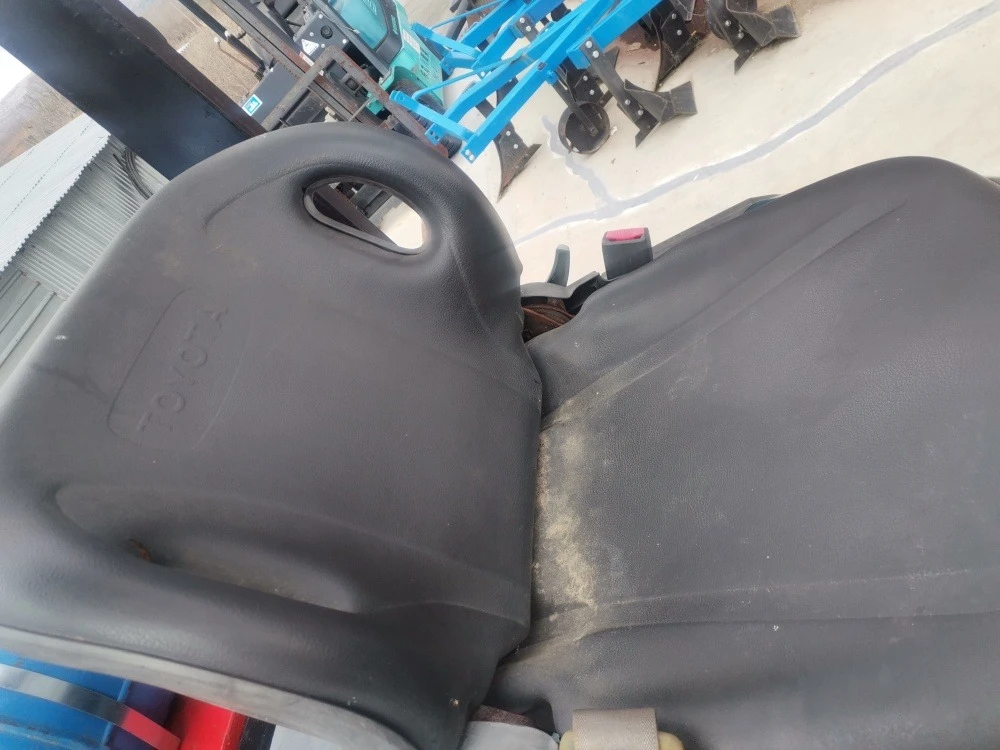  Toyota   2  | Mobile.bg   4