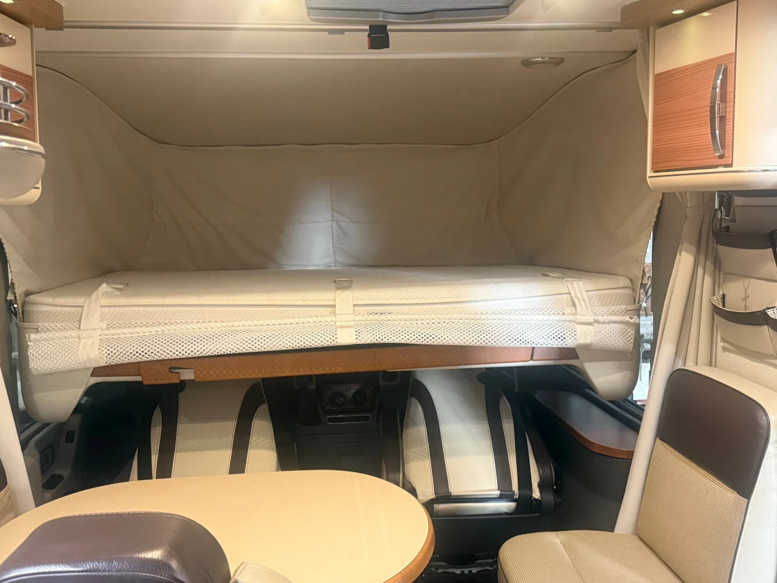 Кемпер HYMER / ERIBA B614 SL Star Edition  БАРТЕР, снимка 5 - Каравани и кемпери - 55053899