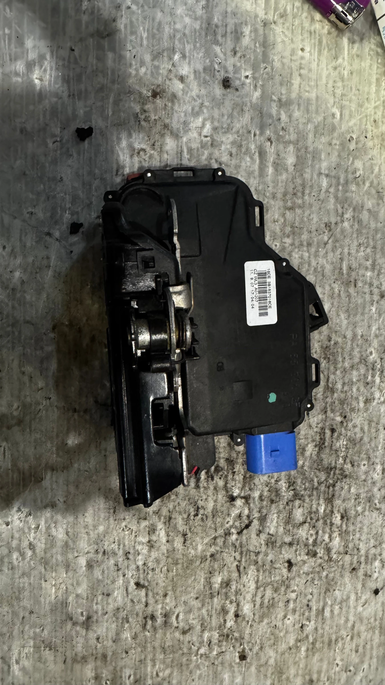 ����� �� ����� �� VW , Audi - 3B1837016CE | Mobile.bg � ����������� 1