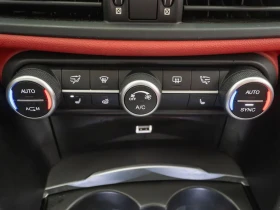 Alfa Romeo Giulia Ti Sport AWD* HARMAN KARDON* �������* ������*  | Mobile.bg � ����� ������ 13