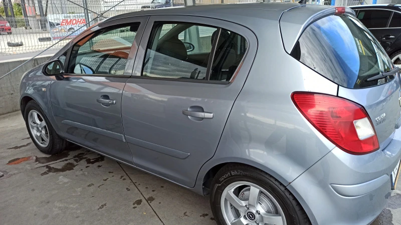 Opel Corsa, снимка 8 - Автомобили и джипове - 47540307