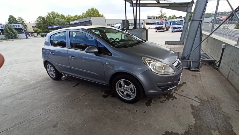 Opel Corsa, снимка 2 - Автомобили и джипове - 47540307