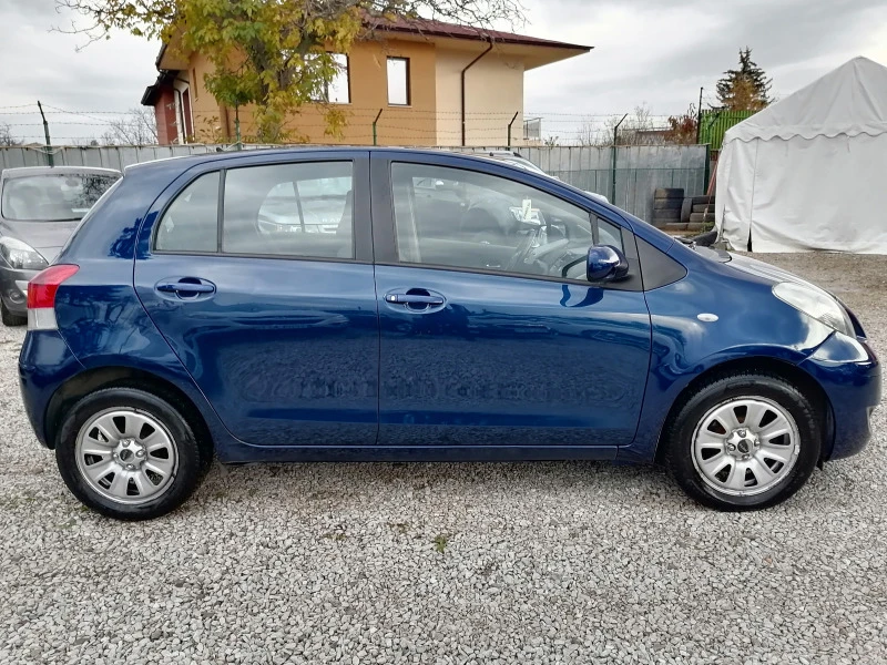 Toyota Yaris 1.33* * 6 СКОРОСТИ* , снимка 4 - Автомобили и джипове - 43391276