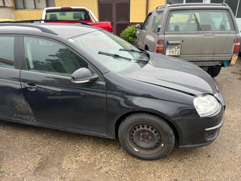 VW Golf, снимка 2 - Автомобили и джипове - 47423962