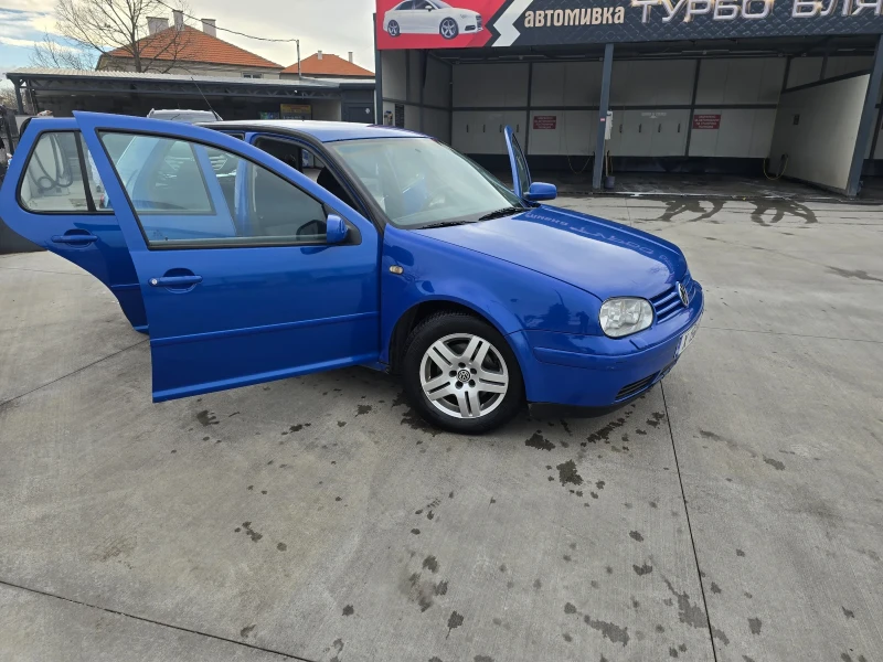 VW Golf, снимка 4 - Автомобили и джипове - 48076087