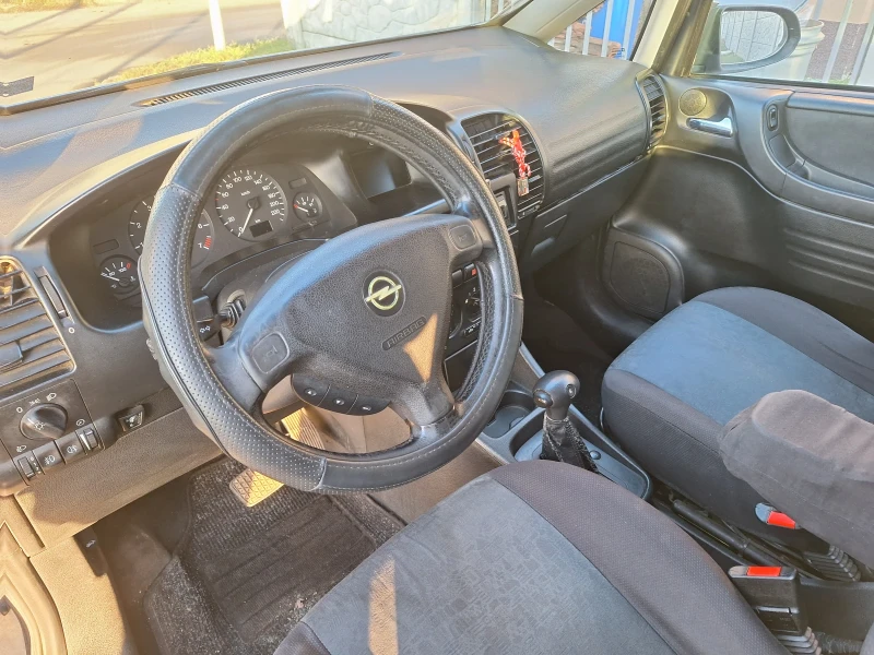 Opel Zafira, снимка 7 - Автомобили и джипове - 48674660