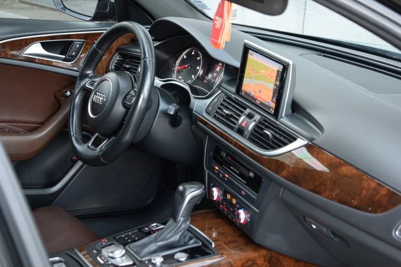 Audi A6 2.0D, снимка 13 - Автомобили и джипове - 52341893