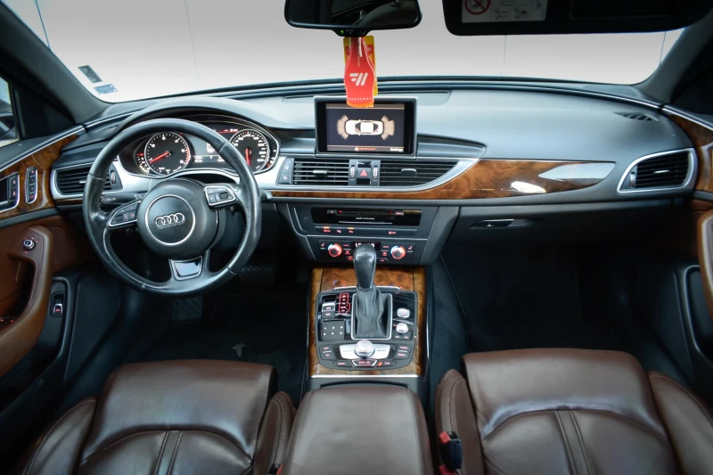 Audi A6 2.0D, снимка 6 - Автомобили и джипове - 52341893