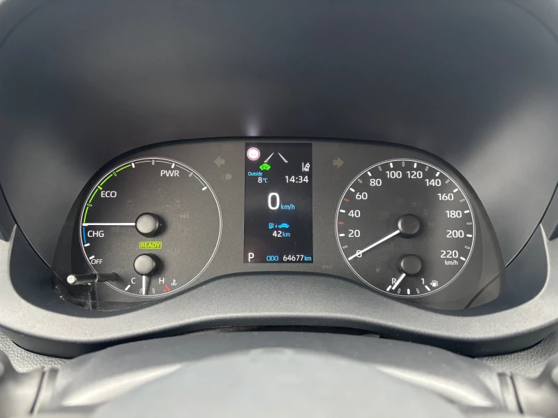Toyota Yaris Hybrit 64000km, снимка 14 - Автомобили и джипове - 52557691