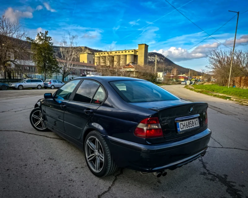 BMW 320 D= FACELIFT= M-Packet= , снимка 4 - Автомобили и джипове - 52666729