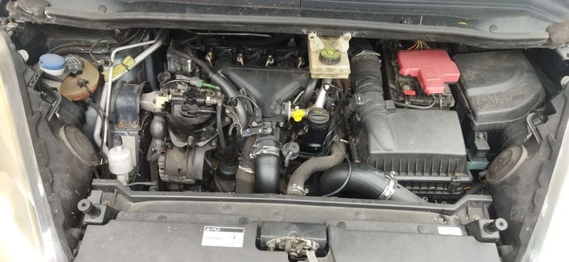 Citroen C4 Picasso 2.0 HDI, снимка 7 - Автомобили и джипове - 52704504