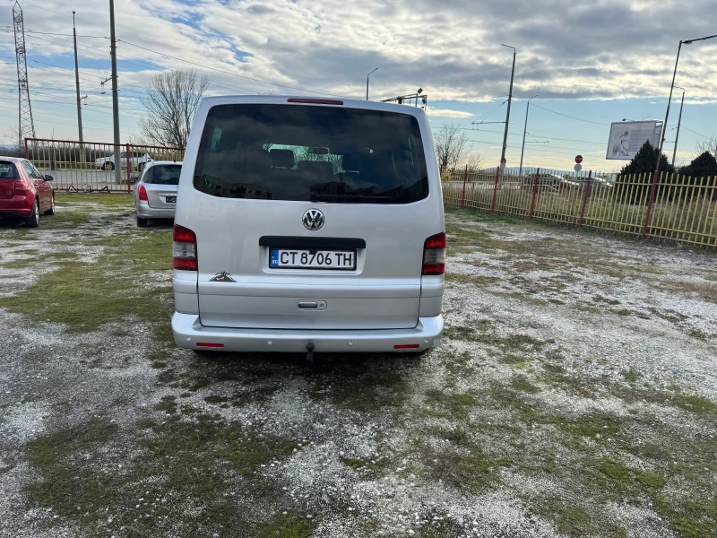 VW Multivan VW T5 2.5TDI 174кс 2007г Highline, снимка 4 - Автомобили и джипове - 53181718