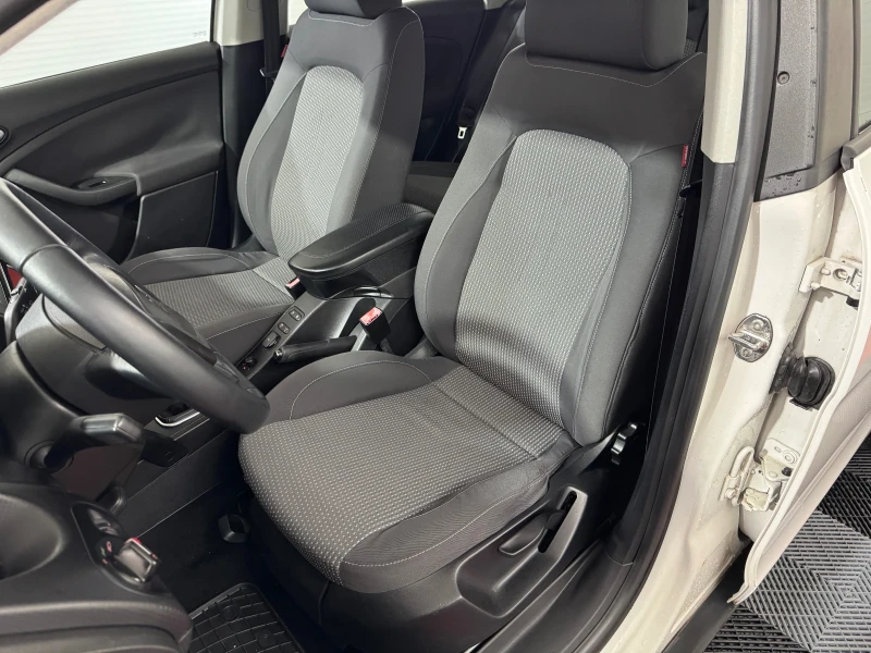 Seat Altea XL - 1.6 TDI , снимка 13 - Автомобили и джипове - 53260863