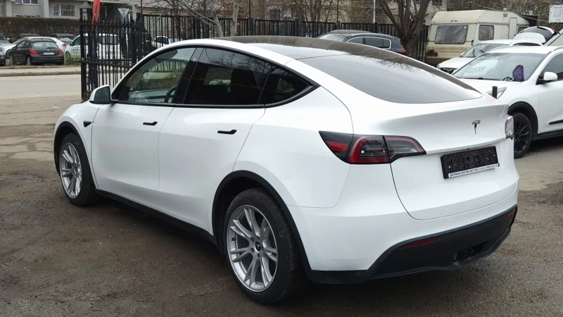 Tesla Model Y AWD 530ps2024, снимка 4 - Автомобили и джипове - 53499676