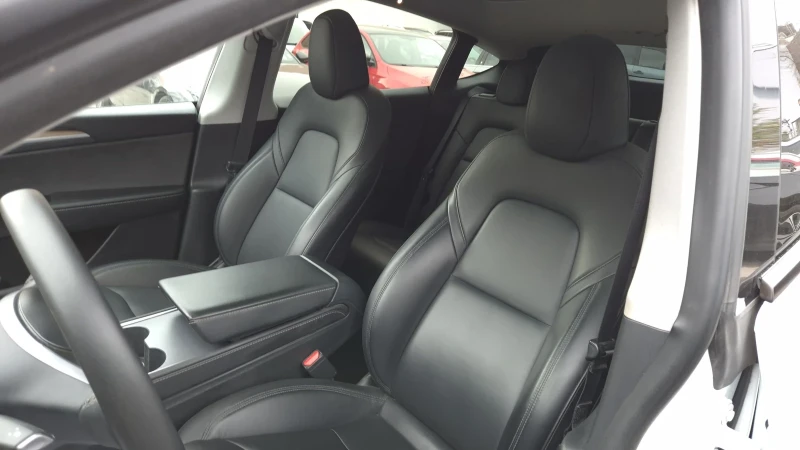 Tesla Model Y AWD 530ps2024, снимка 8 - Автомобили и джипове - 53499676
