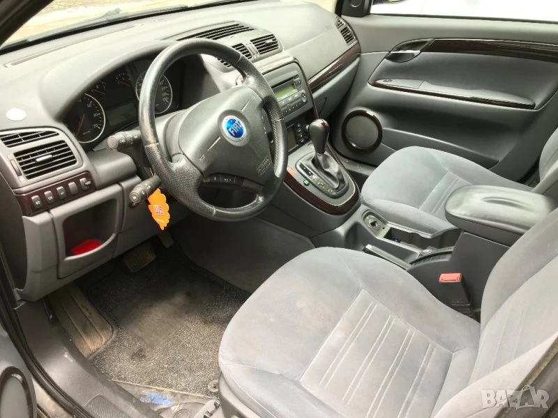 Fiat Croma 2.2 16V, снимка 3 - Автомобили и джипове - 38233140