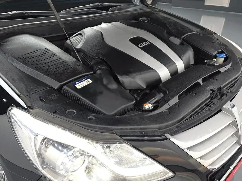 Hyundai Genesis 3.3, снимка 6 - Автомобили и джипове - 54615959