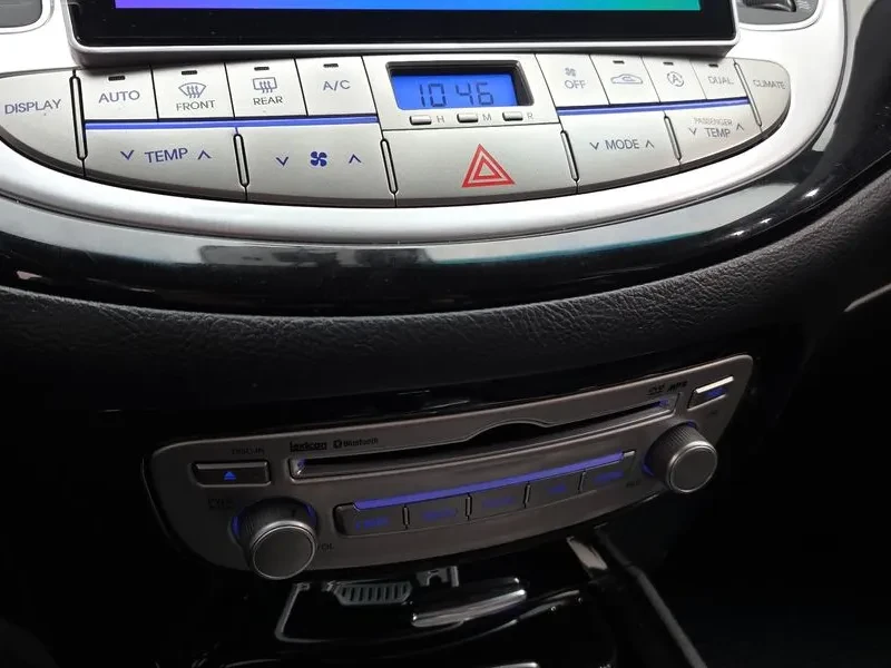 Hyundai Genesis 3.3, снимка 16 - Автомобили и джипове - 54615959