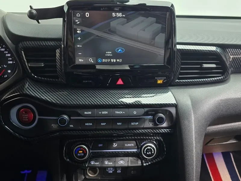 Hyundai Veloster , снимка 13 - Автомобили и джипове - 54834853