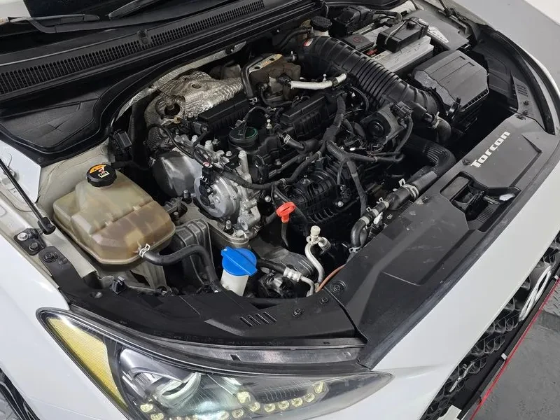 Hyundai Veloster , снимка 5 - Автомобили и джипове - 54834853