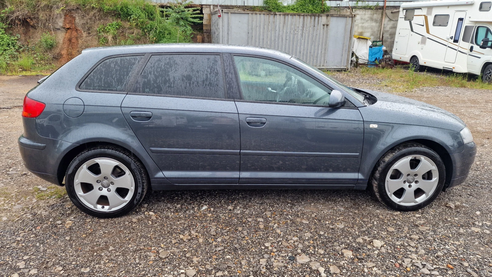 Audi A3 2.0TDI 140 SPORTBACK QUATTRO - изображение 4