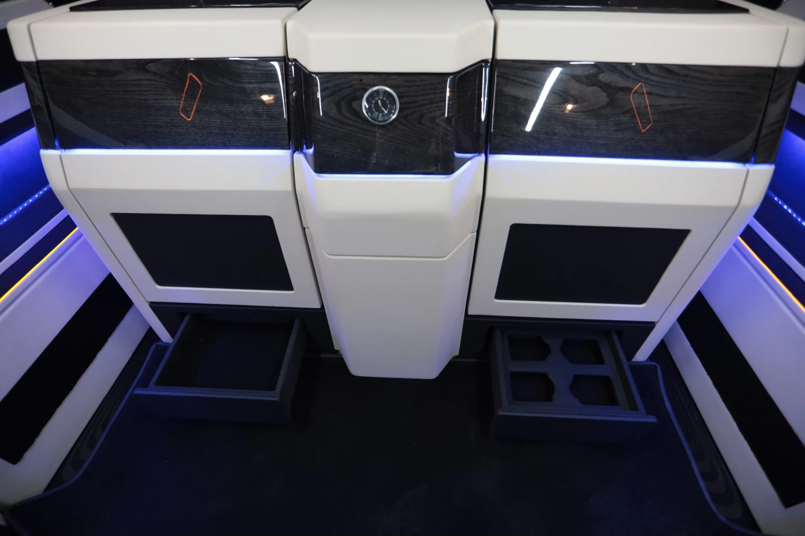 Mercedes-Benz V 300 | Mobile.bg   11