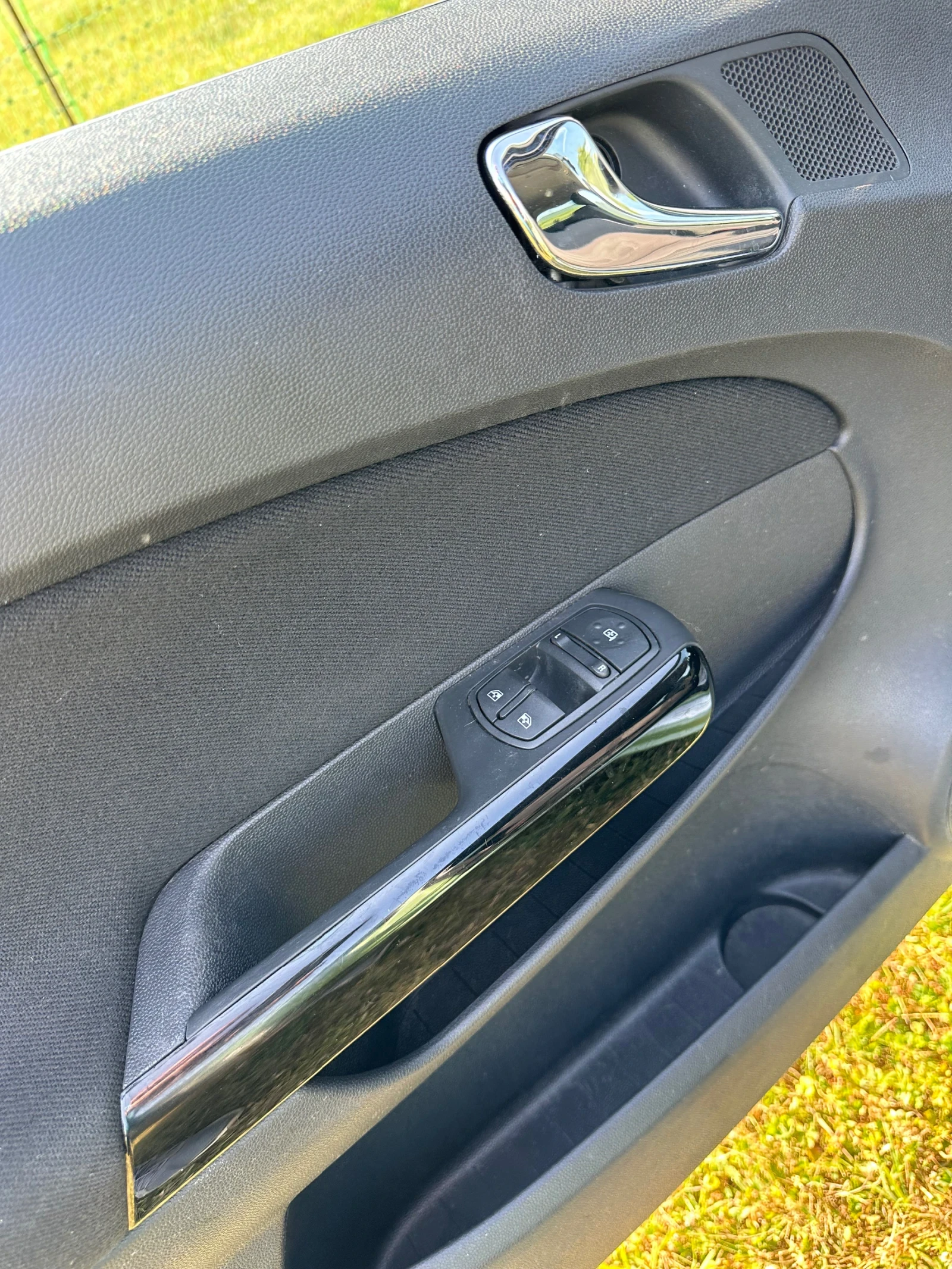 Opel Corsa 1.4 i - изображение 7