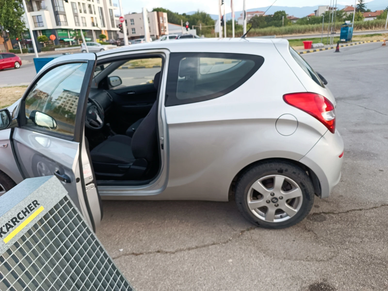 Hyundai I20  - изображение 2