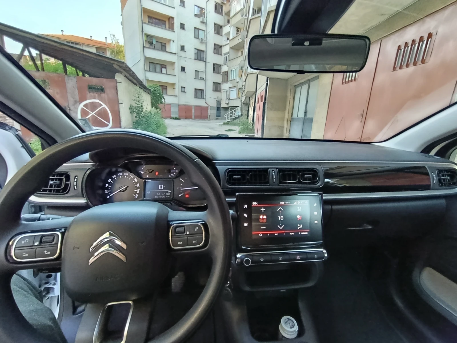 Citroen C3 1, 2 бензин  - изображение 10