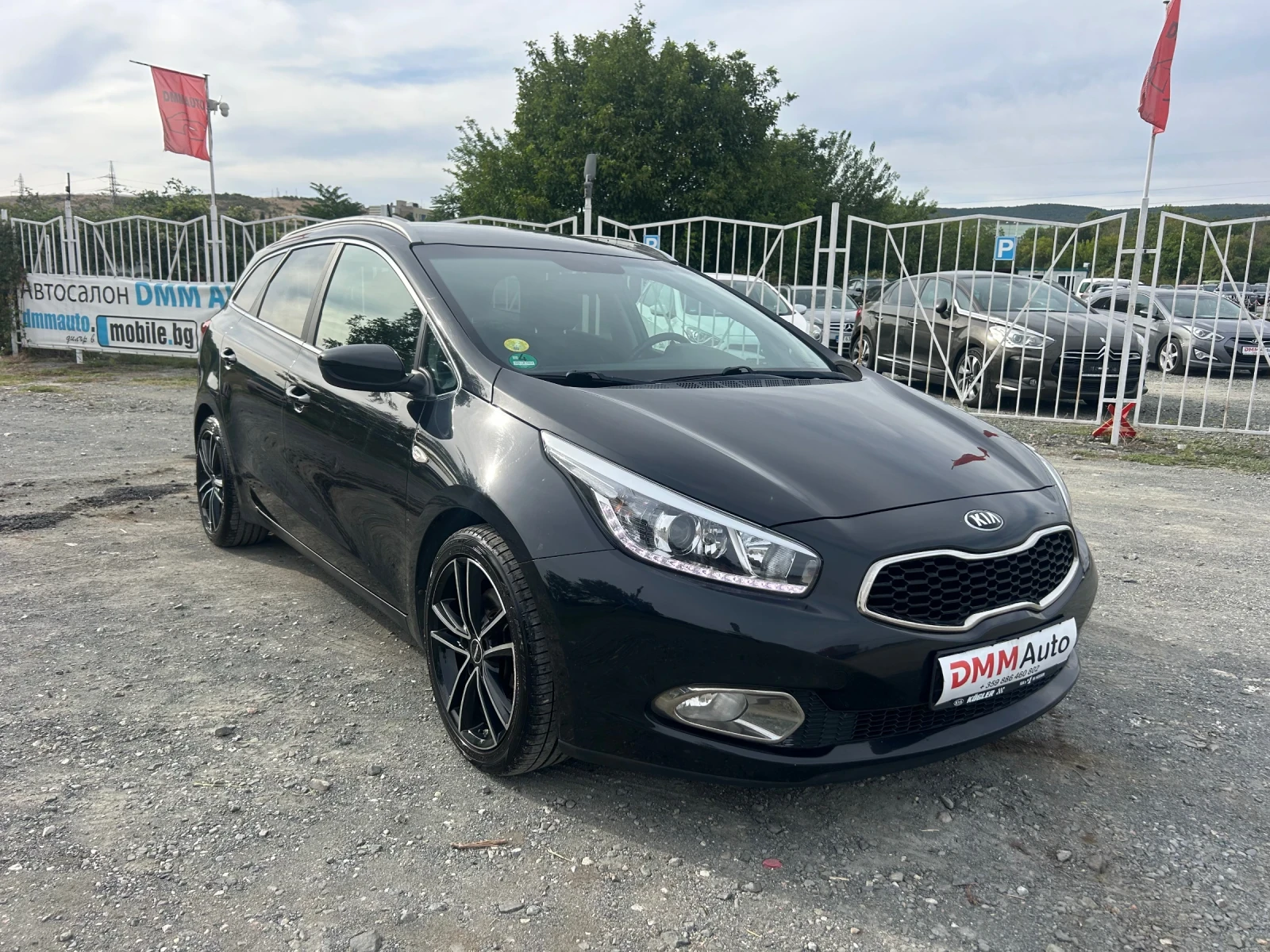 Kia Ceed 1.6CRDI - 128 кс / ЛЕД / ЕВРО5J / СЕРВИЗНА ИСТОРИЯ - изображение 3