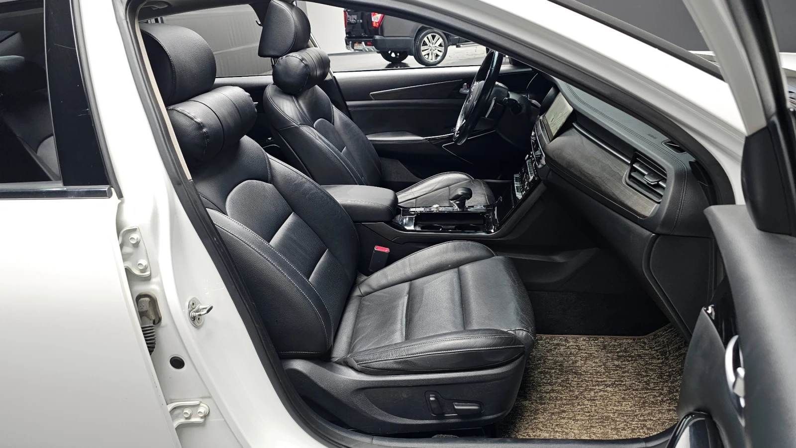 Kia K7 3.0LPI TRENDY | Mobile.bg   9