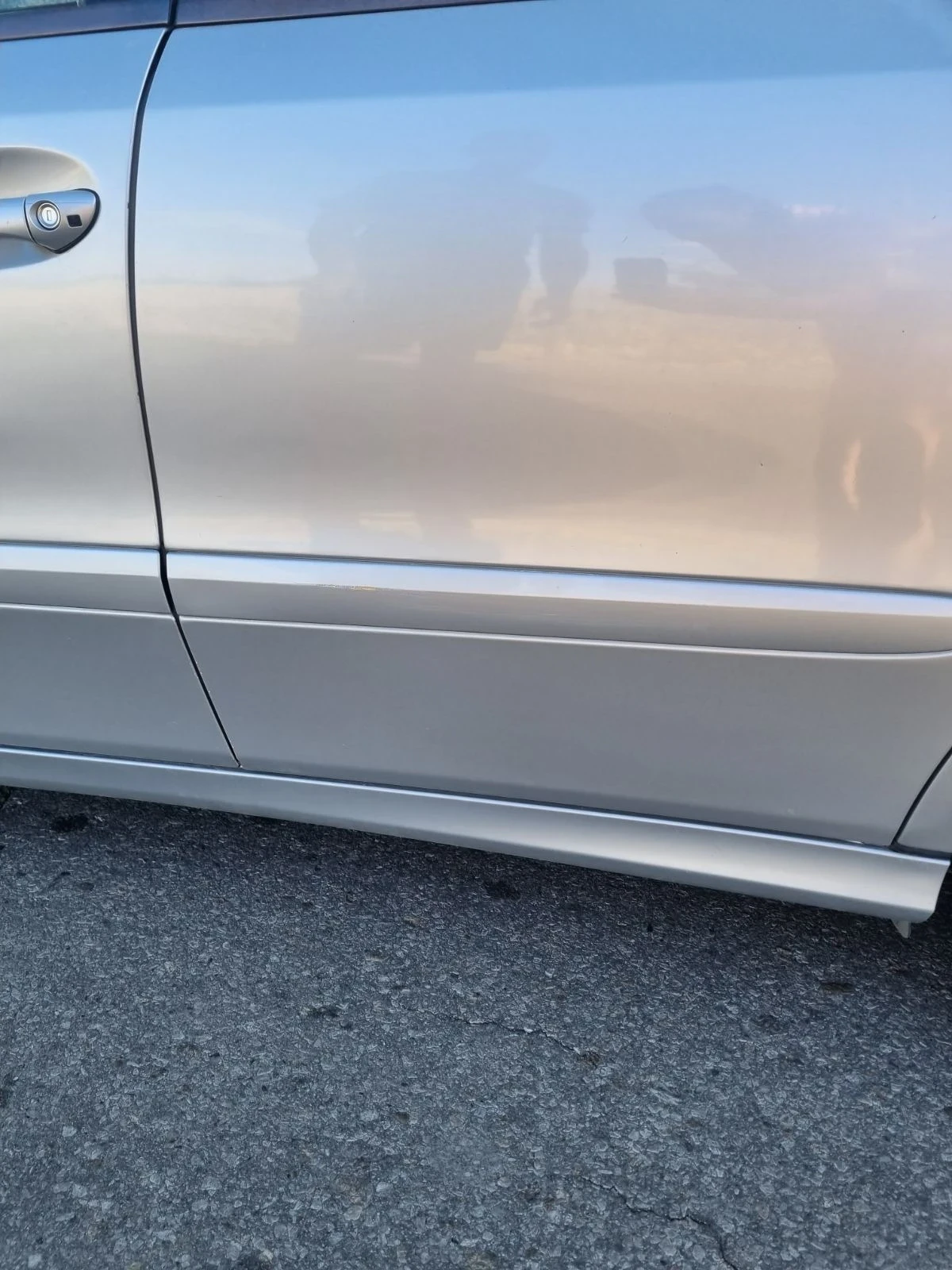 Mercedes-Benz E 200 | Mobile.bg   5