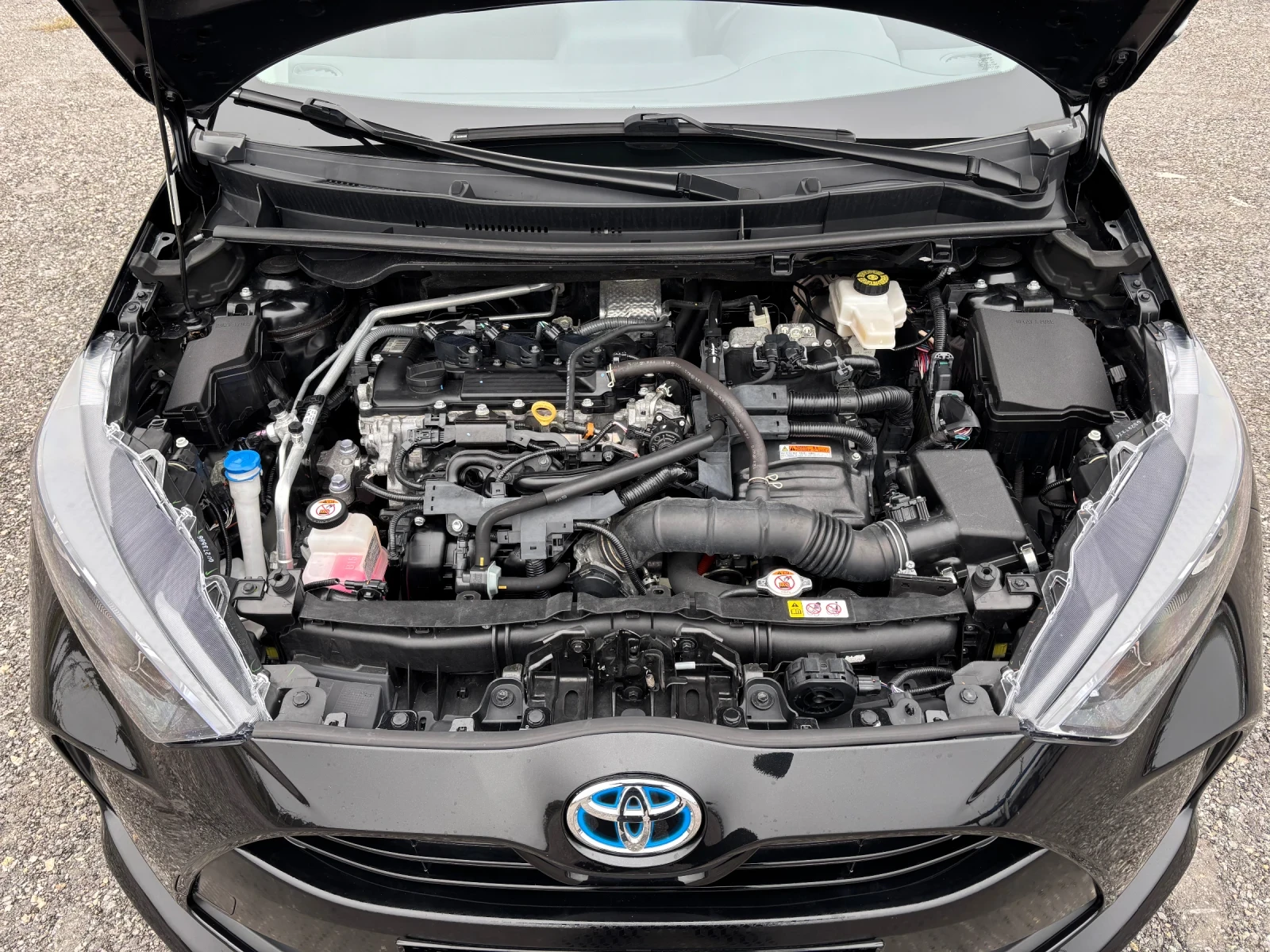 Toyota Yaris Hybrit 64000km | Mobile.bg   17