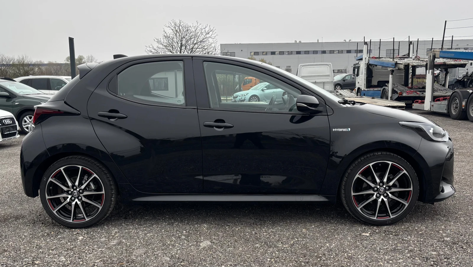 Toyota Yaris Hybrit 64000km | Mobile.bg   4