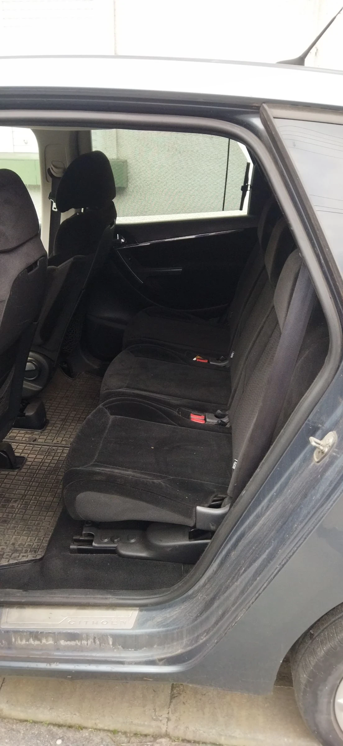 Citroen C4 Picasso 2.0 HDI - изображение 6