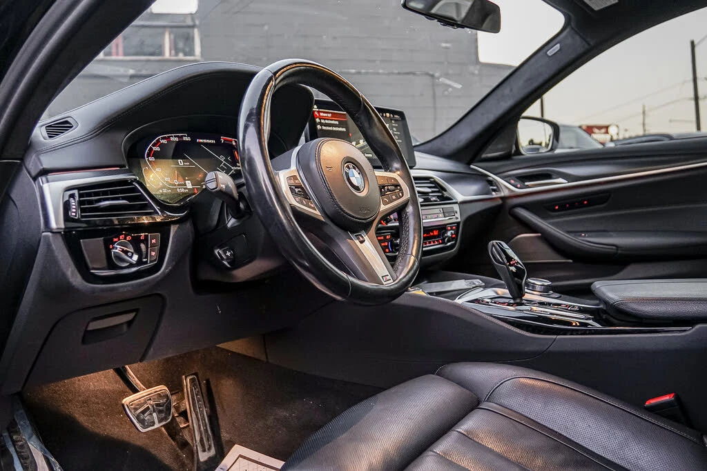 BMW M5 M550i * XDRIVE * АвтоКредит* (ЦЕНА ДО БГ) - изображение 6