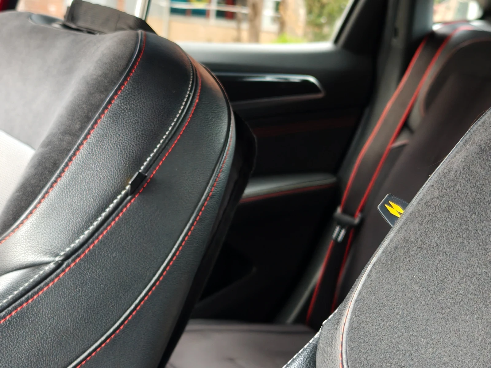 Renault Arkana R.S.Line, снимка 8 - Автомобили и джипове - 53944189