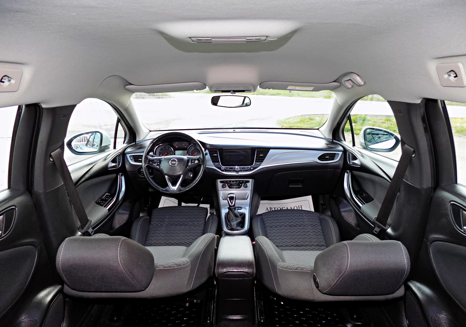 Opel Astra 1.6CDTi/Cosmo/РЕАЛНИ КМ/КАТО НОВА, снимка 8 - Автомобили и джипове - 53978409