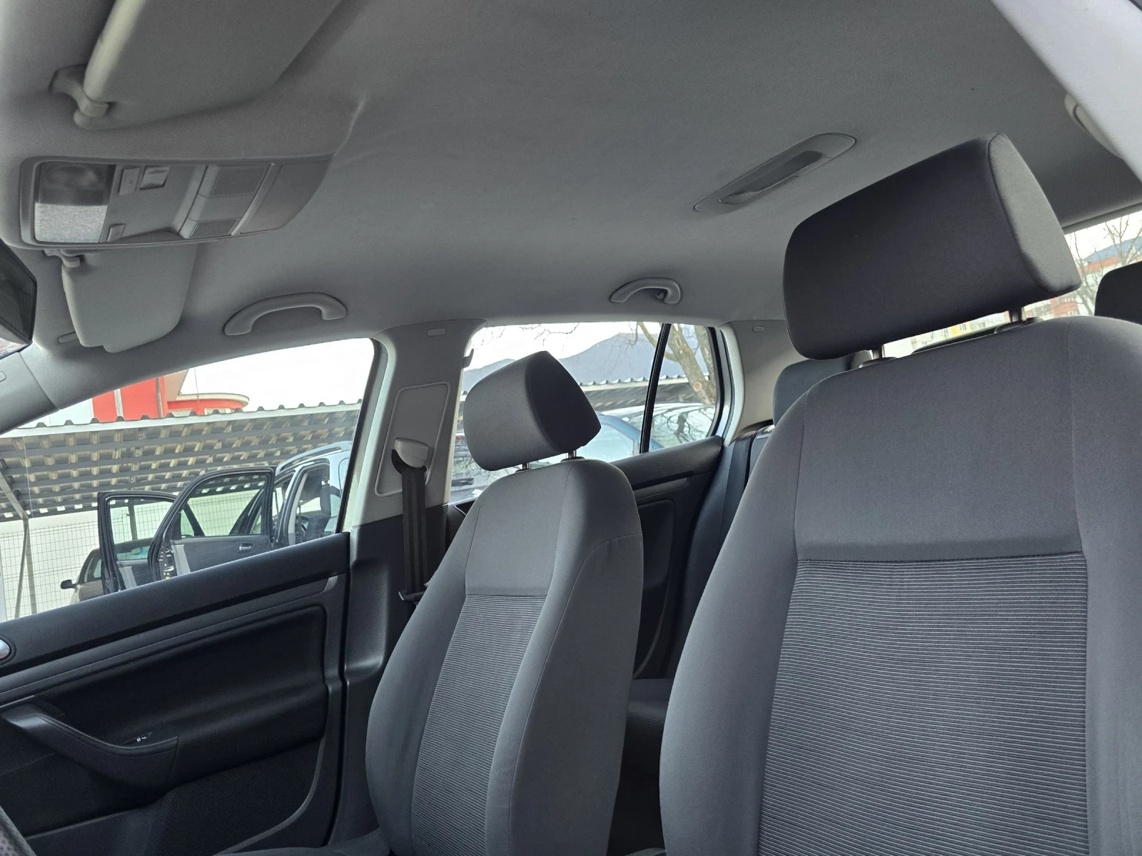 VW Golf 1.9TDI , снимка 16 - Автомобили и джипове - 54132122