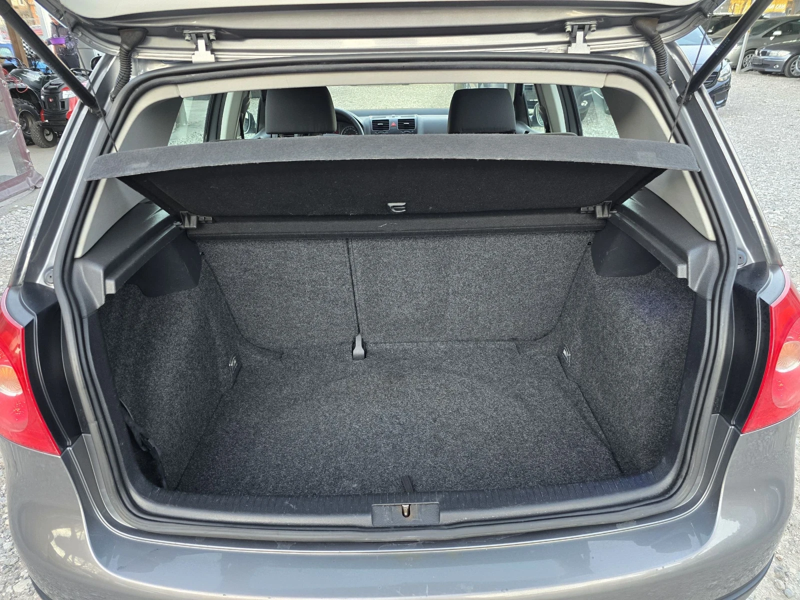 VW Golf 1.9TDI , снимка 12 - Автомобили и джипове - 54132122