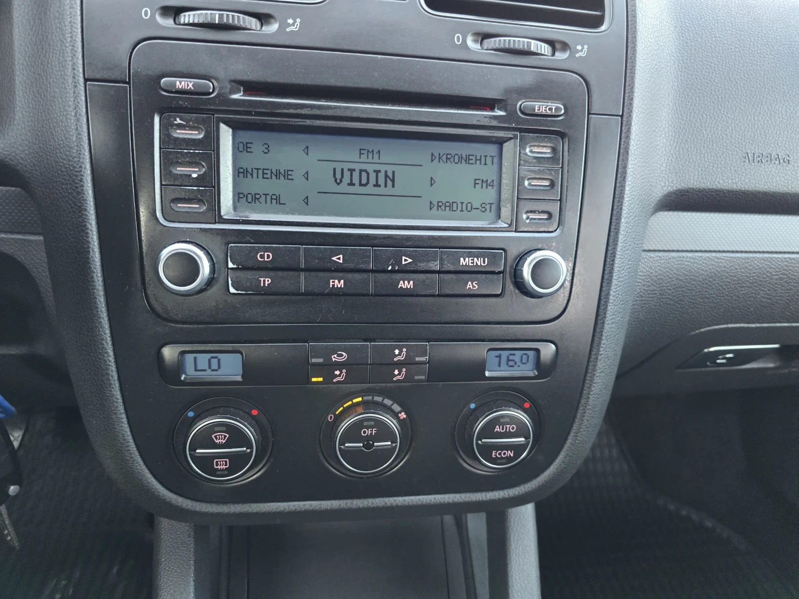 VW Golf 1.9TDI , снимка 11 - Автомобили и джипове - 54132122