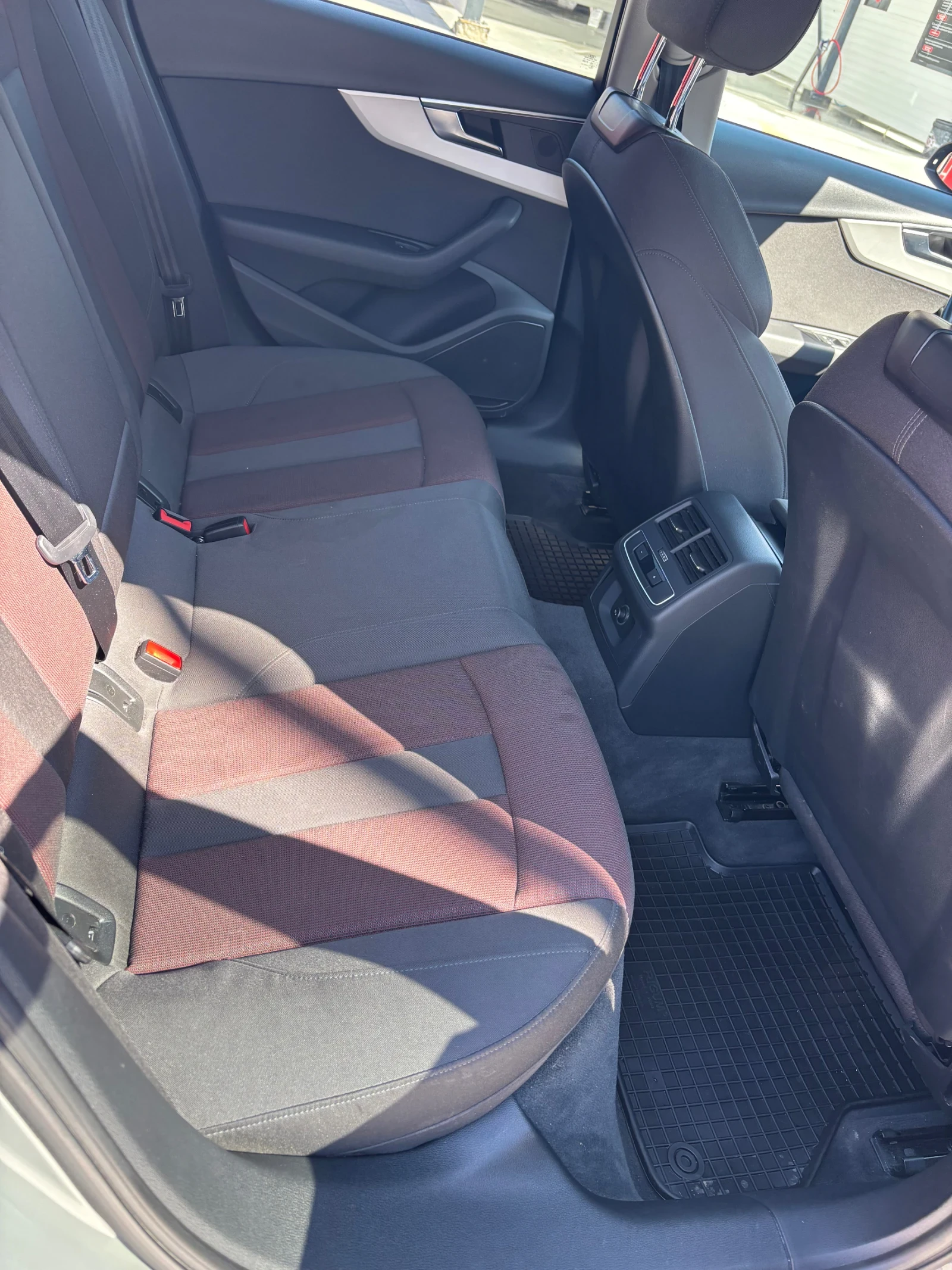 Audi A4 5.0TDI S-Line , снимка 10 - Автомобили и джипове - 54210340